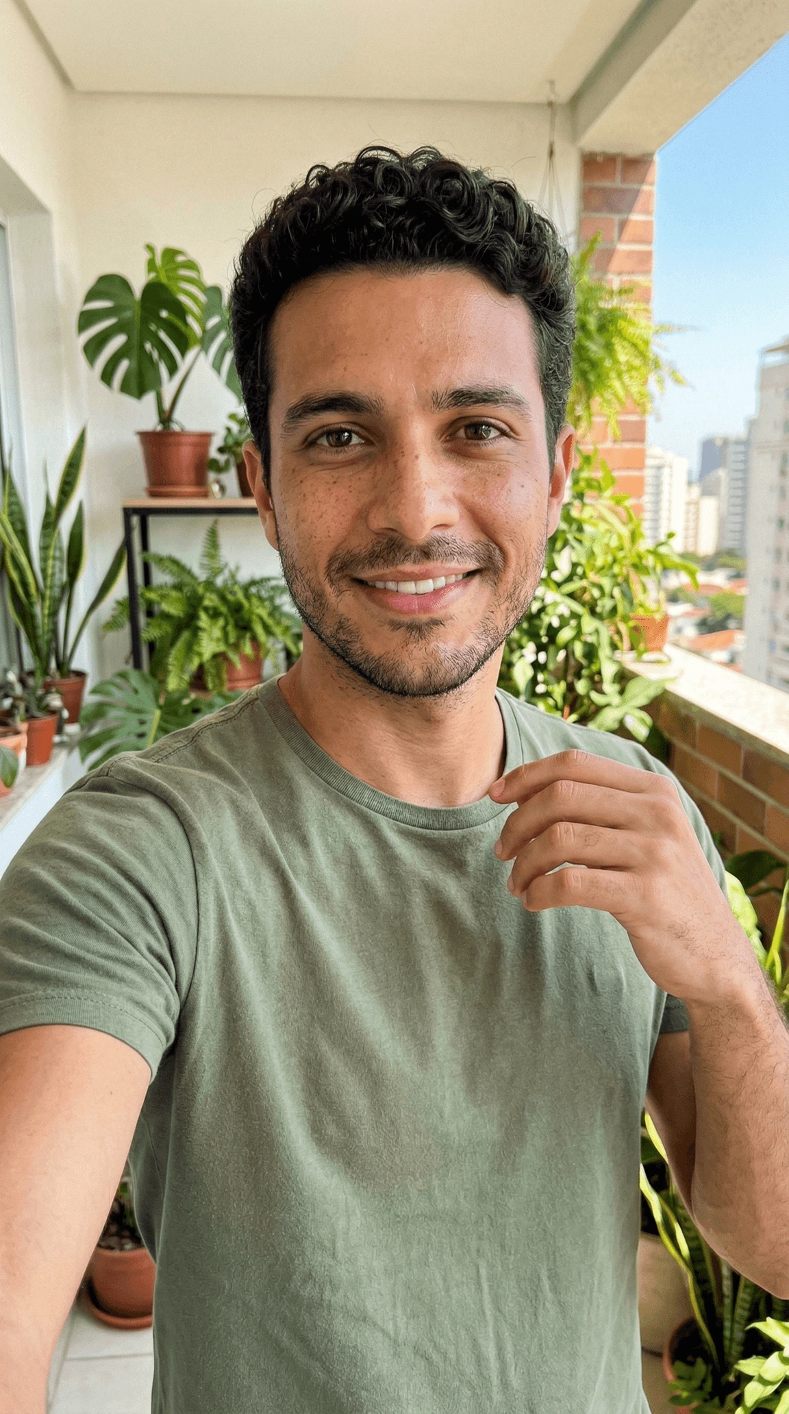 Michael, AI creator for tech reviewer ads